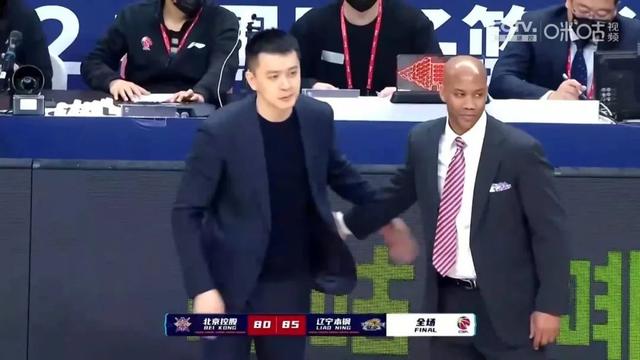 河北男篮不敌对手，遗憾遭遇失利(河北男篮不敌对手,遗憾遭遇失利视频)