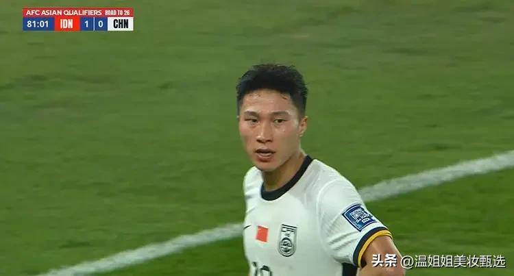 b体育网站-包含蒙特雷球迷现场助威，激发球队夺冠斗志的词条