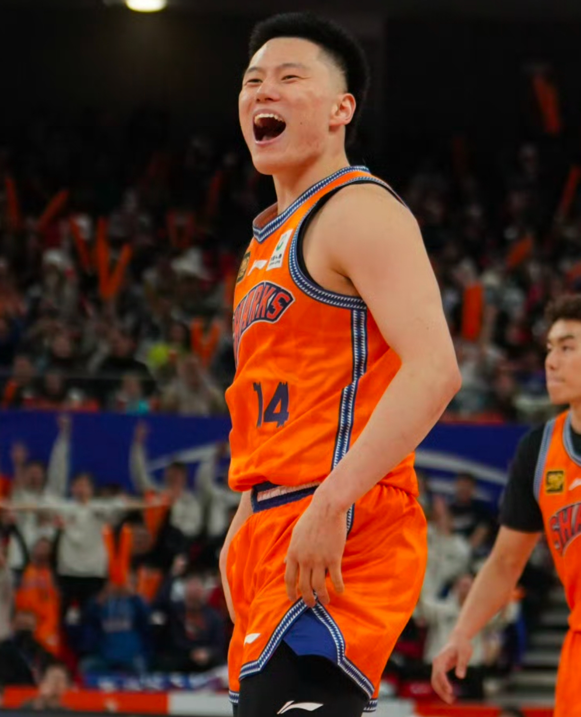 包含李弘权21分上海大胜广东张宁21分山西负同曦的词条