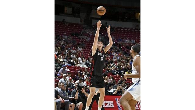 关于杨瀚森15分3板2帽NBA夏联开拓者击败鹈鹕的信息