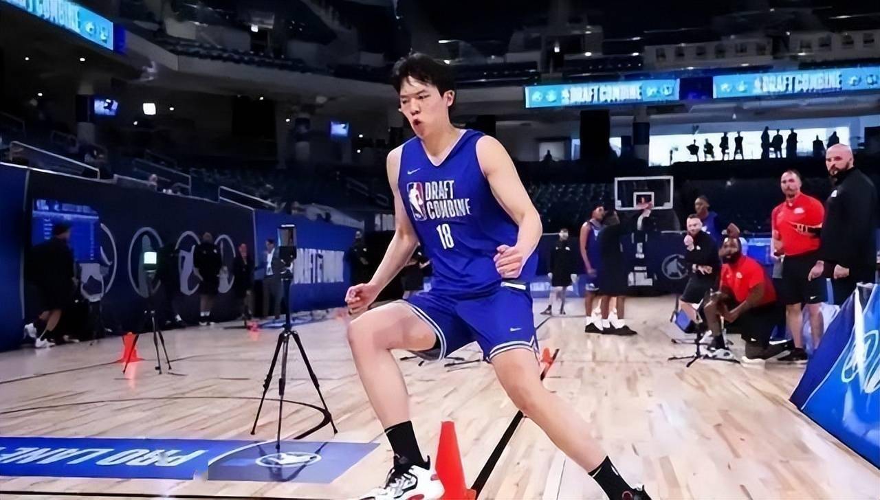 关于杨瀚森究竟该不该打亚洲杯？隔壁欧洲杯给出最清晰答案的信息
