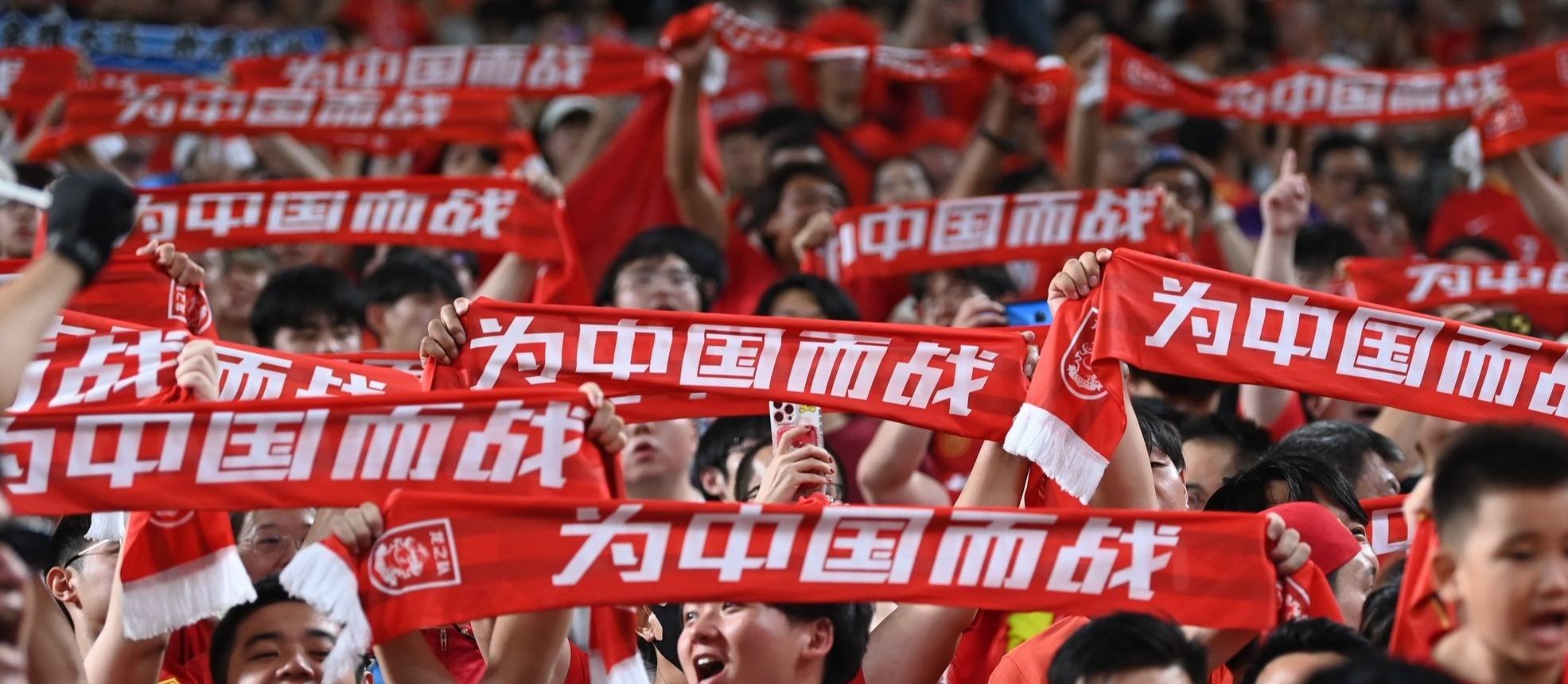 英勇拼搏取得胜利，球队精神令人佩服